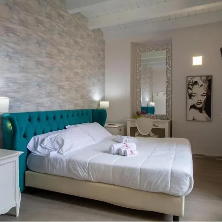 Porta Nazionale Dependance 3* Noto