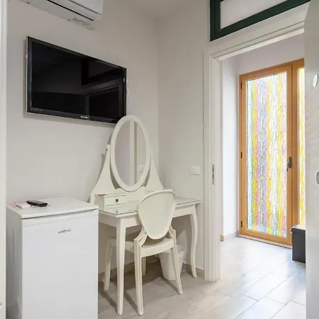 Bed & Breakfast Porta Nazionale Dependance 3*