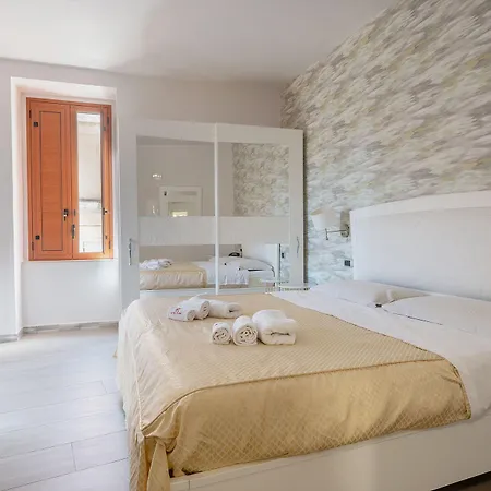 Porta Nazionale Dependance 3* Noto