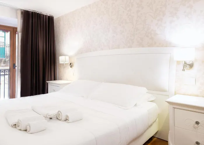 Bed and Breakfast Porta Nazionale Dependance Νότο