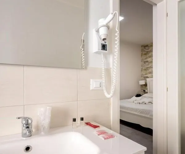 Porta Nazionale Dependance Bed and Breakfast Νότο