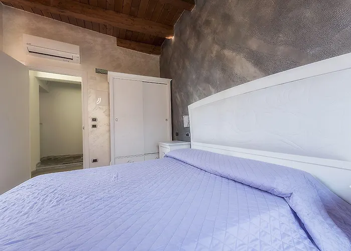Porta Nazionale Dependance Bed and Breakfast Νότο