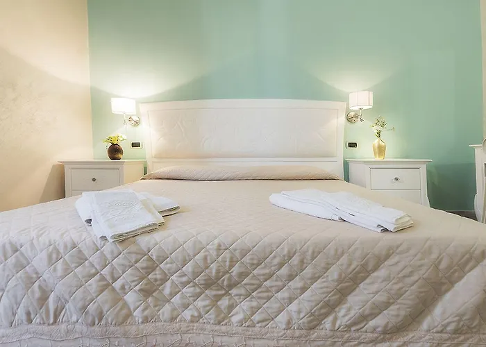 Bed and Breakfast Porta Nazionale Dependance Νότο