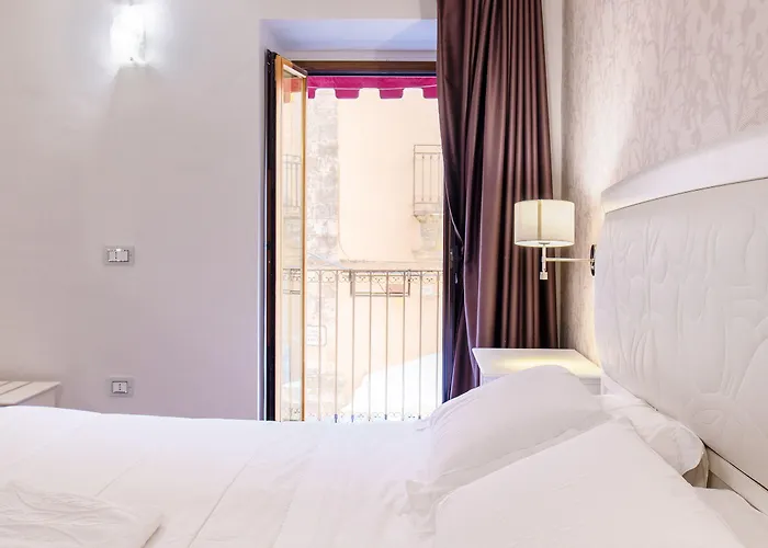Porta Nazionale Dependance Bed and Breakfast Νότο